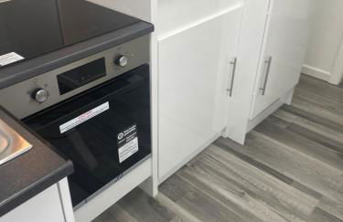 Modern Studio Flat in Bramhall - Photo 11