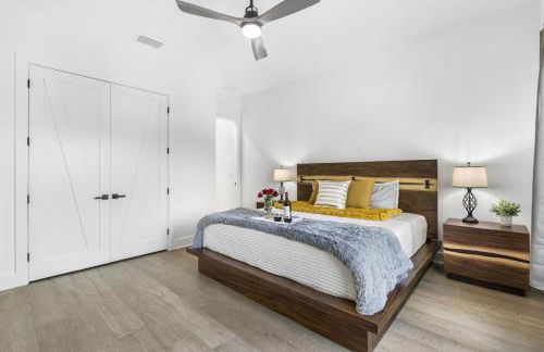 2 Million Villa Heated Pool w Luxury Spa 6BR & 6BR Waterfront by Canal - Foto 37