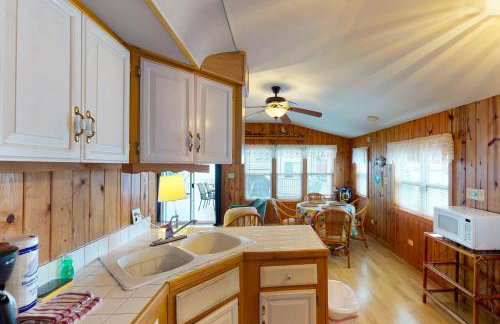 Long Island Village Unit 214 - Foto 16