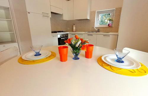 Miki1 - con piscina e campo da tennis - Foto 8