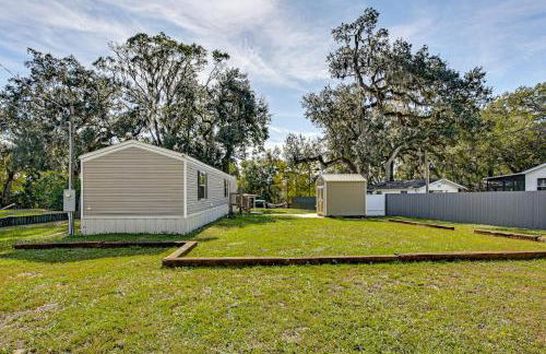 Riverfront Floral City Stay with Dock and Hot Tub! - Foto 27