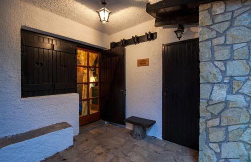 Dandy Villas Agoriani - Chalet Ivoni - Fireplace - Foto 38