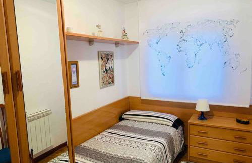 Acogedora casa recién reformada con jardín y wifi - Foto 23