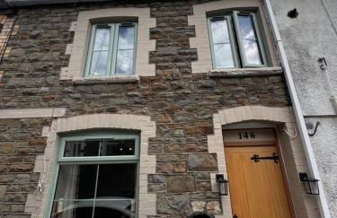 Hot tub Retreat In The Valley's Of South Wales - Foto 19