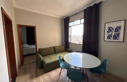 Apartamento Belo Horizonte 2 quartos Ed Maleta, Mercado Central, Feira Hippie, Praça da Liberdade e Parque Municipal - Foto 12