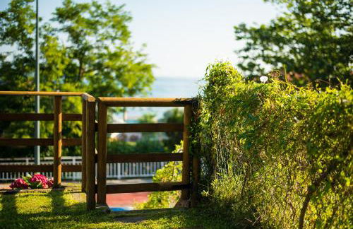 Casa de Las Flores - Apartamento con jardín privado frente a la Playa de Comillas - Foto 22