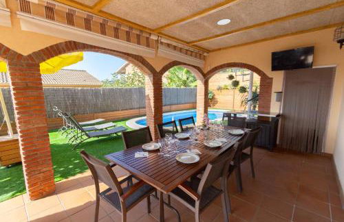 Catalunya Casas Cozy beach town villa for 8 - no car necessary! - Photo 10