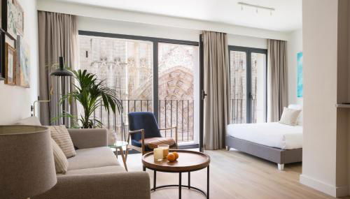 Puerta Catedral Suites - Photo 4