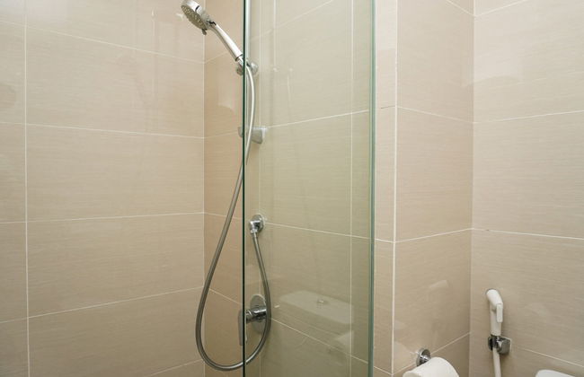 Minimalist Studio Room at Puri Mansion Apartment - Foto 8