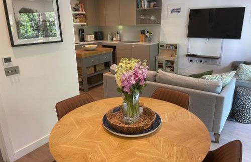 Fully furnished 2 bedroom apartment in central location - Foto 15