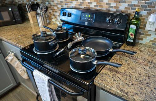 Fabulous King Size Bed in a Gated Neighborhood! - Foto 8