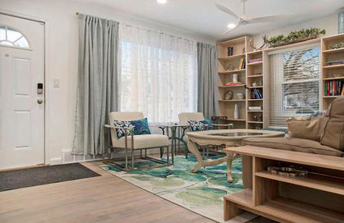 Adorable 2BR Hot Tub Close to Attractions - Foto 10