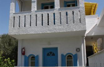 PELAGIA KAMPOS MARATHOKAMPOU APARTMENTs - Photo 12