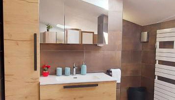 Spacieuse Dépendance Duplex 50 M2 Classé 3 étoiles - Foto 4