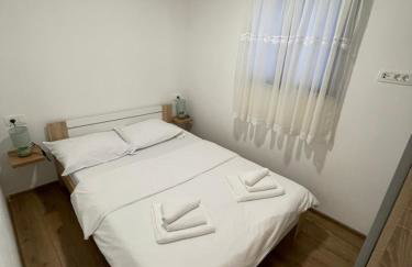 Holiday home “MARKO” with heated pool! - Photo 25