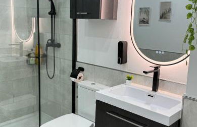 ¡Al lado de la Clínica Oftalmológica Vega! - Foto 41