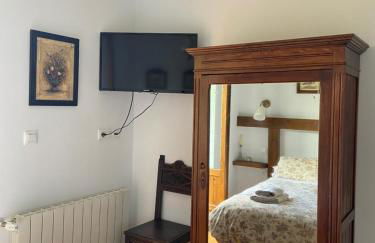 PRECIOSO CHALET JUNTO A POTES CON PISCINA-4 Hab,3 Baños - Photo 32