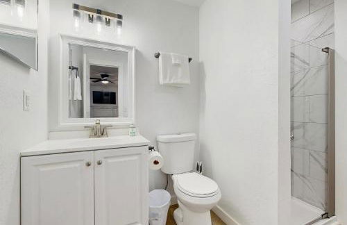 Float & Unwind - Photo 21