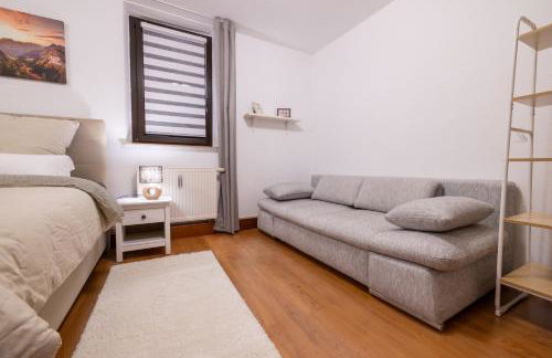 Gemütliches Altbau-Loft mit Kamin und Parkplatz - Foto 13