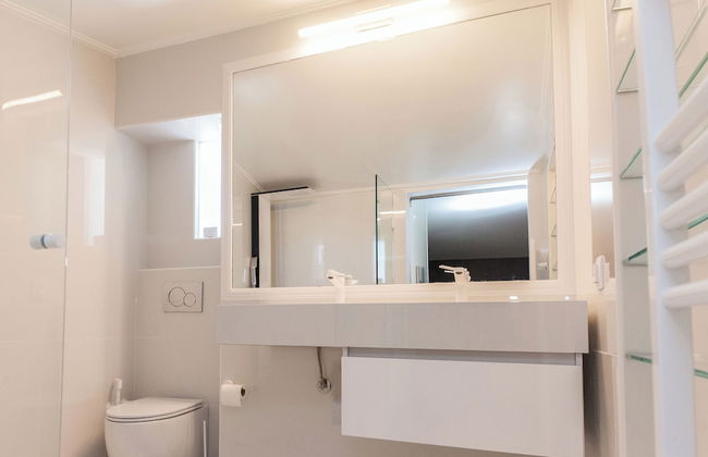 Marousi 2 Bd Luxury Living w Shared Pool - Foto 30