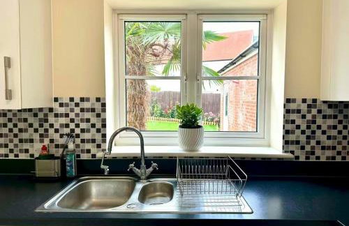 Charming 3 bedroomed House in Bicester sleeps 6 - Foto 31