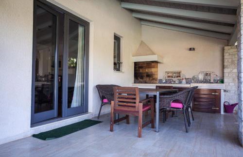 Villa Altra - Photo 5