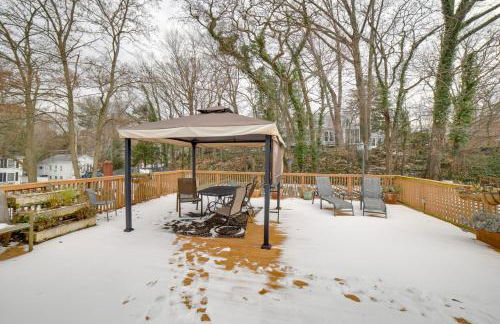 Charming Saugatuck Condo with Private Deck and Grill! - Foto 21