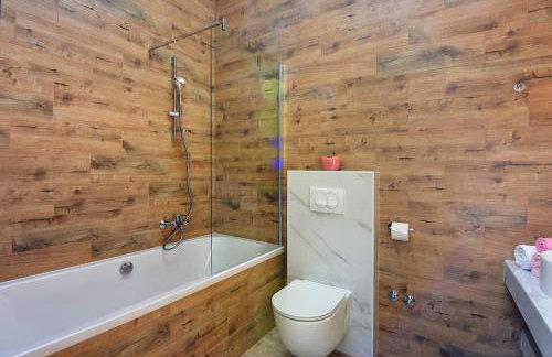 Radola residence by Radola family - Photo 8