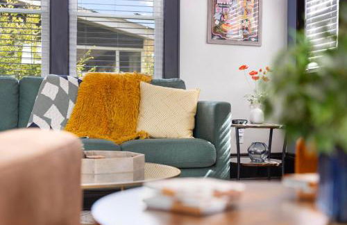 Walk to State Street - Remodeled Home - Foto 1