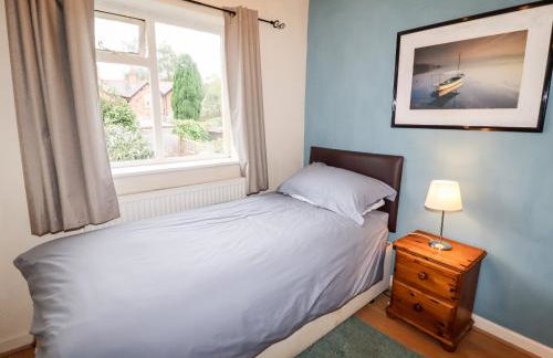 The Hawthorns - Photo 15