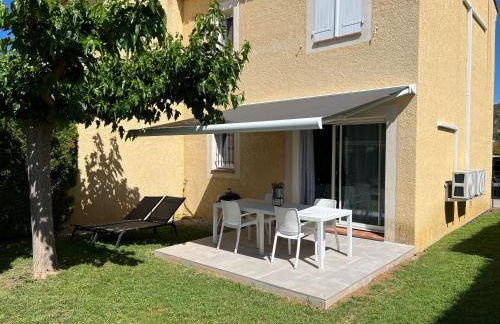 Villa en Provence 2 T3 jardin clos et SPA - Foto 16