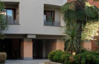 Bella Ciao Airport Apartment - Photo 13