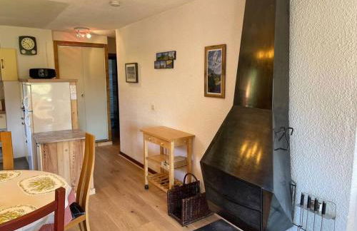 Charming Bright Spacious Village Walk to lift Hike - Foto 3