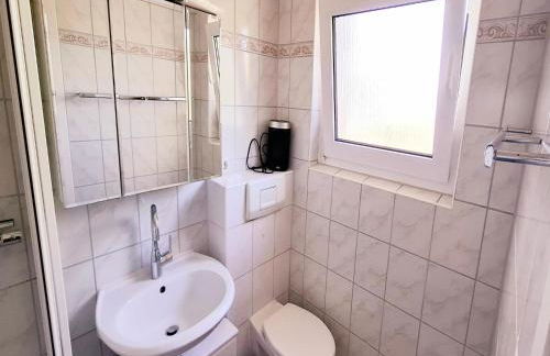 Einladender Bungalow in Kropelin mit Terrasse - Photo 33