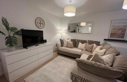 Spacious 2 Bed, 2 Bath Apartment by MCF - Foto 20