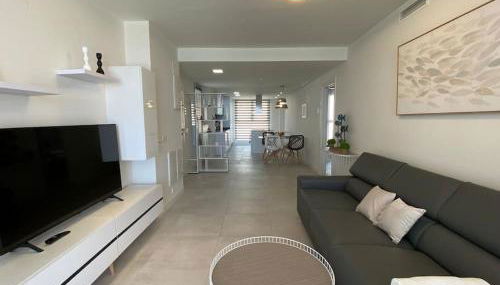 Deluxe sea view apartment with a swimming pool - Foto 2