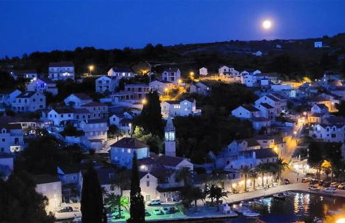 Nice Home In Splitska - Supetar - Photo 16