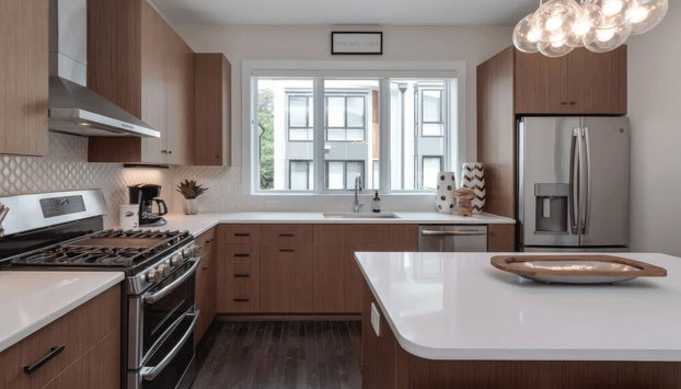 Luxe 4bdr w/ Balcony & Parking, 10 Mins to Broadway 9th Avenue by Avantstay - Foto 3, Innenbereich