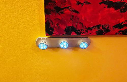 Winterberg Appartement 6 Pers aan Skilift grootste Skigebied nabij Bikepark Unieke locatie met zeer rustige tuin in het bos en het gezellige centrum leuke cafes restaurants en gratis zwembad sauna relax speelruimte parkeerplaats naast Der Brabander - Foto 3