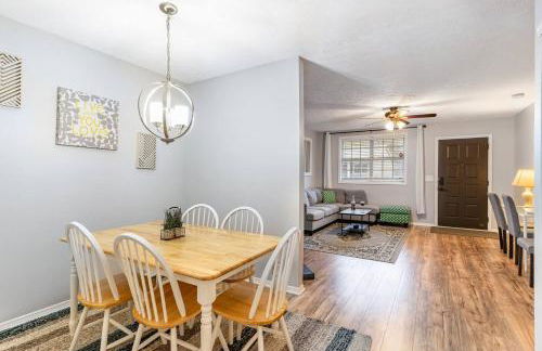 Freshly Renovated - Minutes from Downtown & BNA - Foto 5