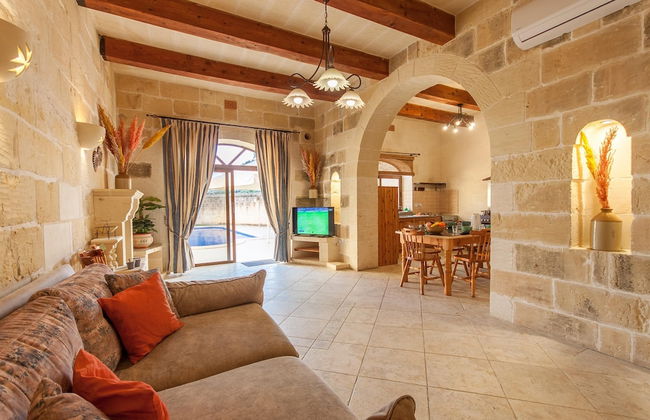 Centre Island Gozitan Farmhouse Pool - Foto 4