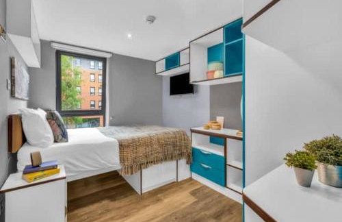 Studio For 2 In Leeds Free Breakfast - Photo 15