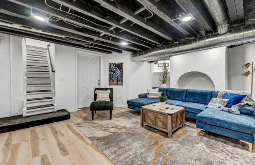 Trendy Two-Level Apartment - Foto 19