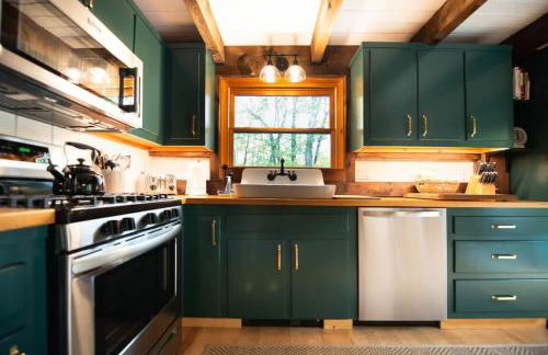 Berkshire Vacation Rentals: Stonebridge Cabin: Modern Amenities Enjoy Nature - Foto 15