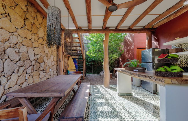 LAS DUNAS BEACH HOUSE - Photo 6