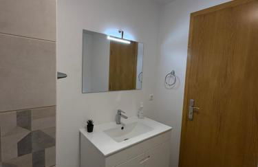 Island Heart- Family Retreat- Free parking garage - Foto 22