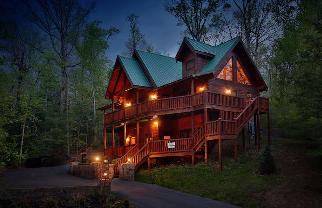 Smoky Mountain Getaway - Five Bedroom Cabin - Foto 1