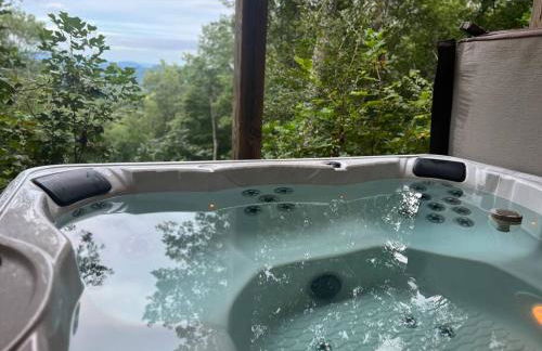 Nantahala Nook, cabin w/hot tub,game room, & wifi - Foto 28