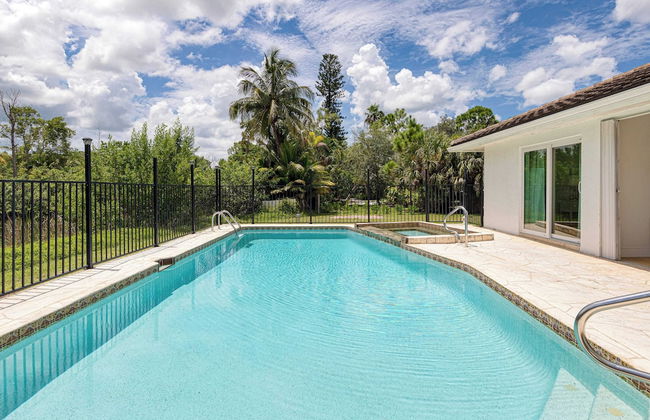 Casa Bonita by Avantstay Large Backyard, Patio, Pool + Hot Tub - Foto 27