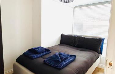 NEW Central Ryde Retreat, Melville Duplex, short walk to Beach Sleeps 6 - Foto 36